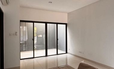 Rumah 2lt + attic 7x12 type 4KT Cluster Wisteria Metland Menteng Cakung
