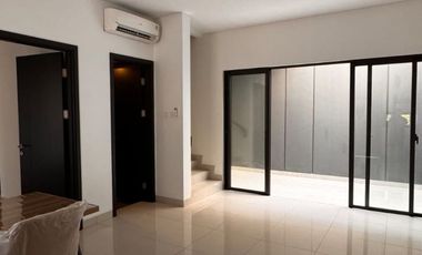 Rumah 2lt + attic 7x12 type 4KT Cluster Wisteria Metland Menteng Cakung