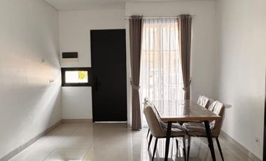 Rumah 2lt + attic 7x12 type 4KT Cluster Wisteria Metland Menteng Cakung