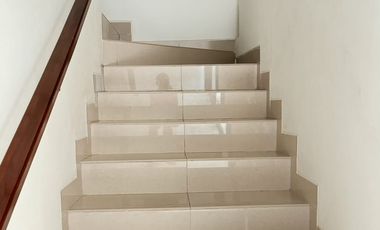 Rumah 2lt + attic 7x12 type 4KT Cluster Wisteria Metland Menteng Cakung