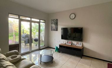 Rumah Asri di Tatar Ratnasasih Kota Baru Parahyangan