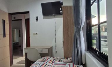 Dijual Kost Eksklusif full furnishead Lokasi: Pandanaran dekat kampus UII Kost aktif, langsung menghasilkan sejak hari pertama