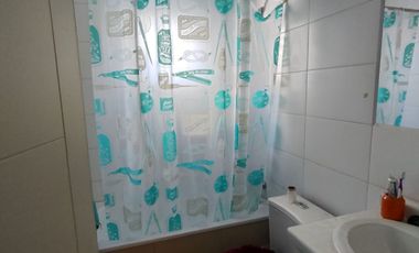 Vendo casa 3 dormitorios, 3 baños, en condominio, frente a Clínica Indisa de Maipú