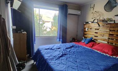 Vendo casa 3 dormitorios, 3 baños, en condominio, frente a Clínica Indisa de Maipú