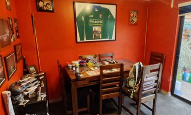 Vendo casa 3 dormitorios, 3 baños, en condominio, frente a Clínica Indisa de Maipú