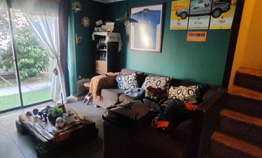 Vendo casa 3 dormitorios, 3 baños, en condominio, frente a Clínica Indisa de Maipú