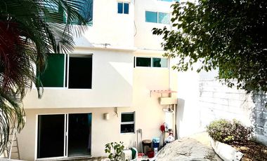 CASA EN VENTA CON VISTA A LA BAHIA EN ACAPULCO