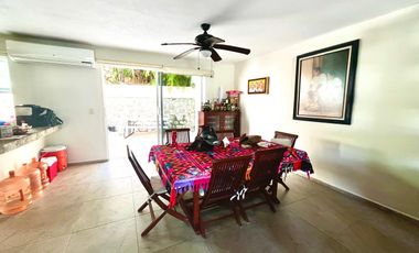 CASA EN VENTA CON VISTA A LA BAHIA EN ACAPULCO