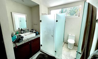 CASA EN VENTA CON VISTA A LA BAHIA EN ACAPULCO