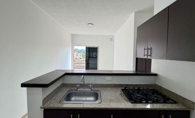 Magnífico apartamento en primer nivel con 2 alcobas y parqueadero cubierto. Av. Sur. Pereira - Colombia.