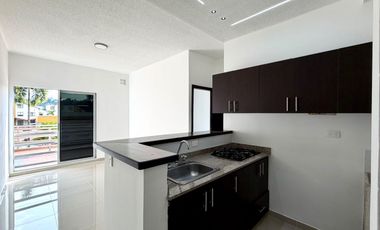 Magnífico apartamento en primer nivel con 2 alcobas y parqueadero cubierto. Av. Sur. Pereira - Colombia.