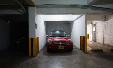Magnífico apartamento en primer nivel con 2 alcobas y parqueadero cubierto. Av. Sur. Pereira - Colombia.