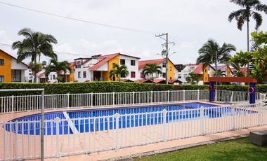 Magnífico apartamento en primer nivel con 2 alcobas y parqueadero cubierto. Av. Sur. Pereira - Colombia.