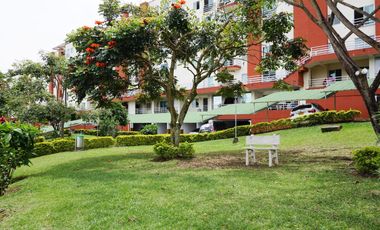 Magnífico apartamento en primer nivel con 2 alcobas y parqueadero cubierto. Av. Sur. Pereira - Colombia.