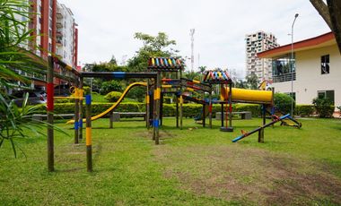 Magnífico apartamento en primer nivel con 2 alcobas y parqueadero cubierto. Av. Sur. Pereira - Colombia.