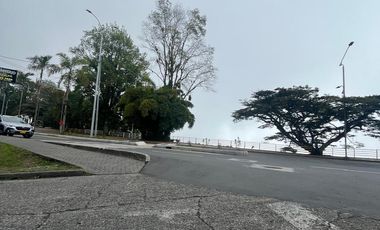 ARRIENDO LOCAL COMERCIAL/OFICINA EN CHIPRE, MANIZALES