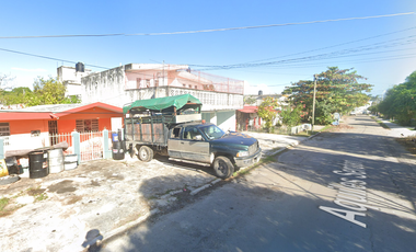 CASA EN VENTA CON LOCALES COMERCIALES EN CHETUMAL QUINTANA ROO DE REMATE