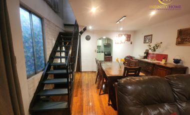 Amplia Casa esquina en Domingo Santa María Renca