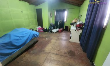 Amplia Casa esquina en Domingo Santa María Renca