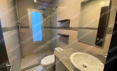 Vendo linda casa de OPORTUNIDAD