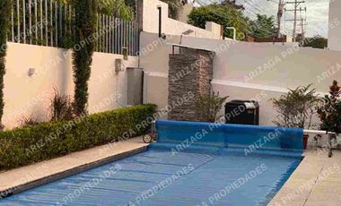 Vendo linda casa de OPORTUNIDAD