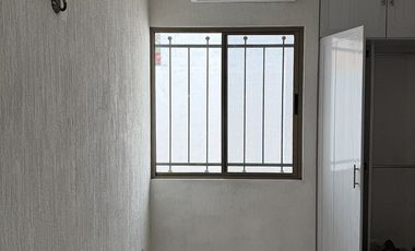 EXCELENTE CASA EN RENTA AMUEBLADA DE UNA PLANTA, EN LAS AMERICAS