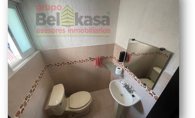 Se vende casa tipo dúplex en Prados de Aragón