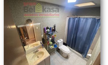 Se vende casa tipo dúplex en Prados de Aragón