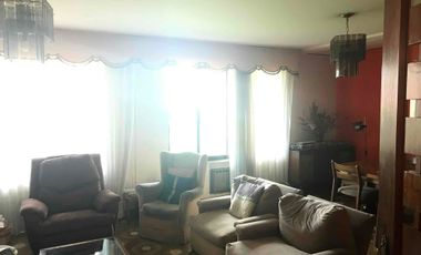 Venta de Casa Amplia, 5 Habitaciones, Bosmediano, Quito, Ecuador