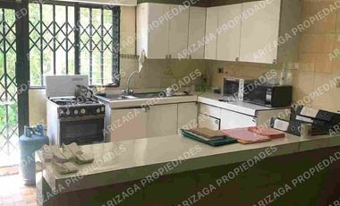 Casa  6  Habitaciones, 6 baños más Departamentos 3 dormitorios en VENTA sector Ecuavisa