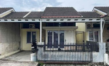 Dijual Rumah
Komplek Opi Regency 2
Cluster Topaz Residence