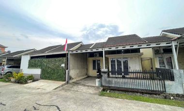 Dijual Rumah
Komplek Opi Regency 2
Cluster Topaz Residence