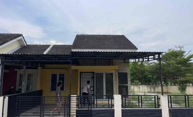 Dijual Rumah
Komplek Opi Regency 2
Cluster Topaz Residence