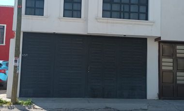 AMPLIA CASA EN RENTA FRACCIONAMIENTO JARDINES DELSUR, S.L.P.