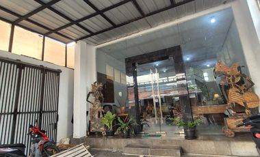 Disewakan Ruang Usaha di Jantung Kemang Timur – Lokasi Super Strategis! Bebas Banjir • Jalan Utama • Traffic Ramai
