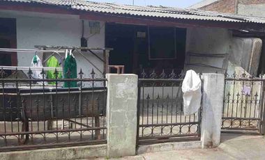 Rumah Rusak Jual Murah di Perumnas 3 , Bekasi Timur