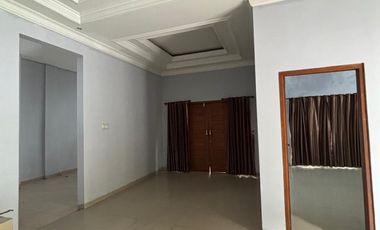 For Rent: 2-Storey House with Parking for 8 Cars in Banguntapan Area