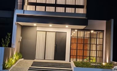 Jual Rumah VIEW SUPER CANTIK di Dago Bandung Utara Full Furnished PREMIUM