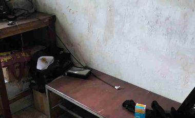Dijual hitung tanah saja: toko dan rumah bangunan lama, di jalan slamet Riyadi Jember
