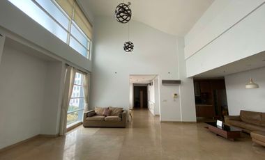 Disewakan Luxury Apartment Pantai Mutiara di Jakarta Utara - 3+1 Br Luas 255 M2 Siap Huni Jakarta Utara