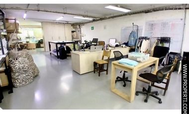 Bodega en Arriendo Sector Loma de San Julián - Poblado