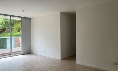 Apartamento en Arriendo en Loma del Barro Envigado, Antioquia