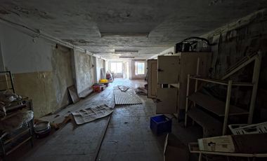 En venta: Casa + Dos locales comerciales