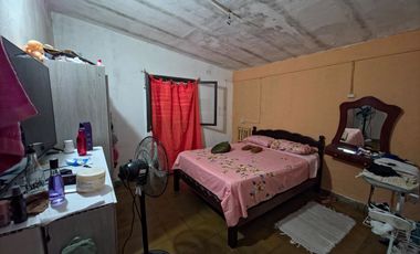 En venta: Casa + Dos locales comerciales