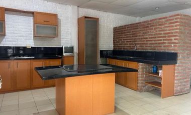 HERMOSA VILLA EN VENTA UBICADA EN LOS RANCHOS DE CRUCITA