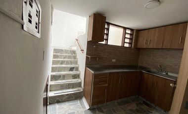 CASA DE USO COMERCIAL EN ARRIENDO EN LA ARBOLEDA EN MANIZALES