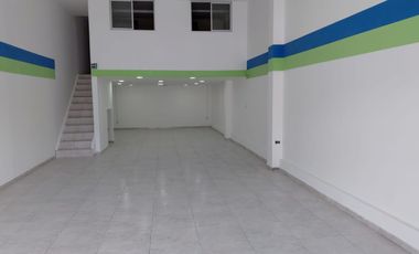 Chillos, Locales comerciales de venta en la principal Avenida de Inchalillo, 120 y 117m2