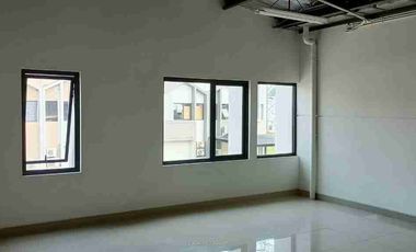 gudang taman tekno siap pakai