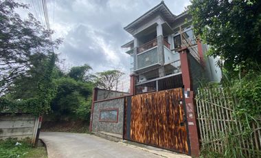 Sewa Rumah Luas Rasa Villa di Padasuka Udara Sejuk Cocok Untuk Hunian Juga Kantor | SW066