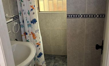 Casa Sólida y Aislada | 2 Dormitorios (Suite) | Espacios Techados